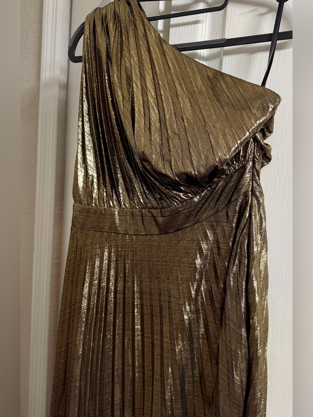 One-Shoulder Metallic Gold Pleated Women’s Dress